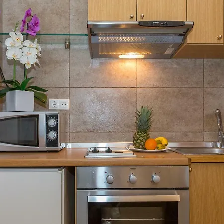 Gæstehus And Dubrovnik