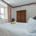 ゲストハウス アンド ルームズ ステイ