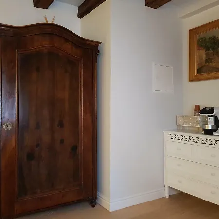 게스트하우스 아파트먼트 앤 룸스