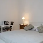 Pensjonat And 3*